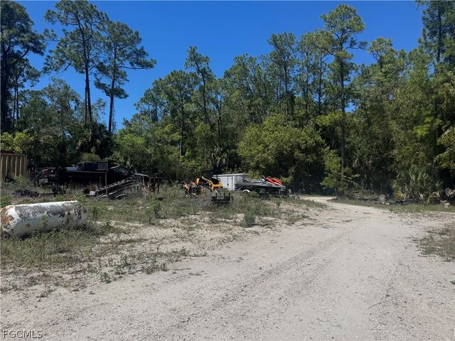 3817 23rd AVE SW, Naples, FL 34117