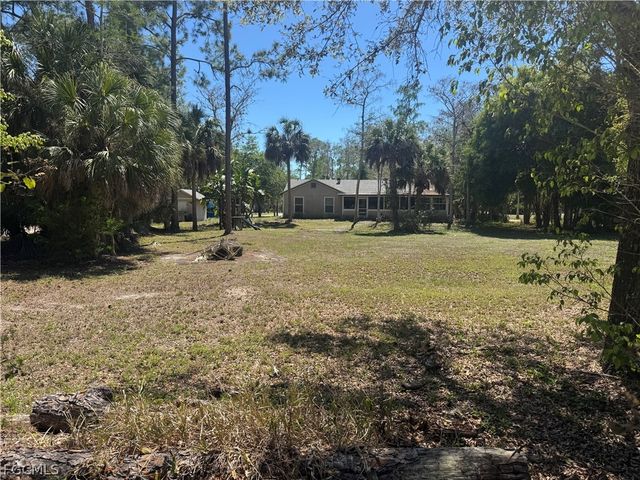 3817 23rd AVE SW, Naples, FL 34117