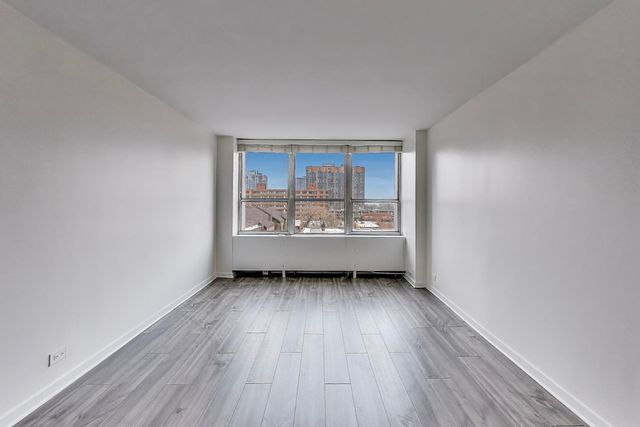 655 W Irving Park Road 606, Chicago, IL 60613