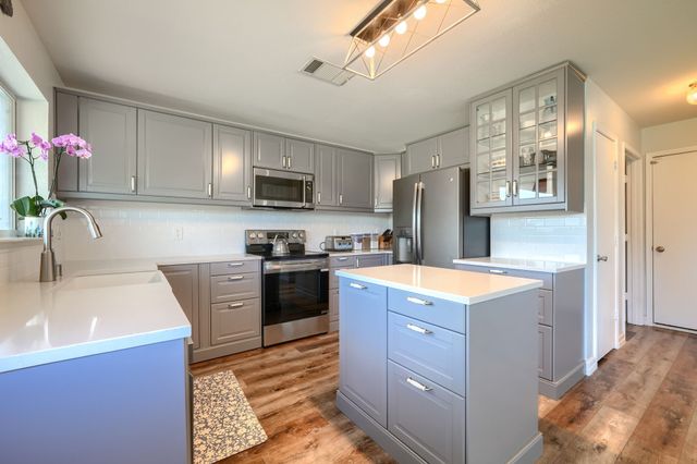 2400 Becard Drive, Mesquite, TX 75181