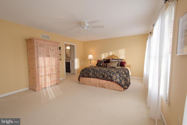 920 LAMBERHURST CLOSE, Chadds Ford, PA 19317