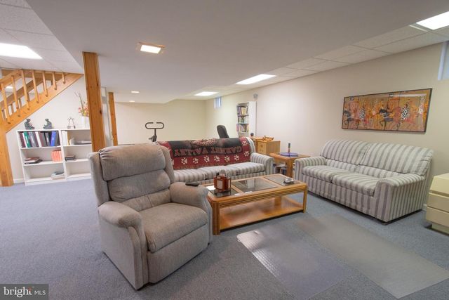 920 LAMBERHURST CLOSE, Chadds Ford, PA 19317