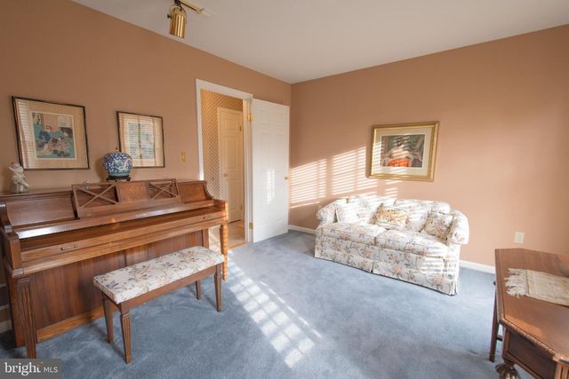 920 LAMBERHURST CLOSE, Chadds Ford, PA 19317