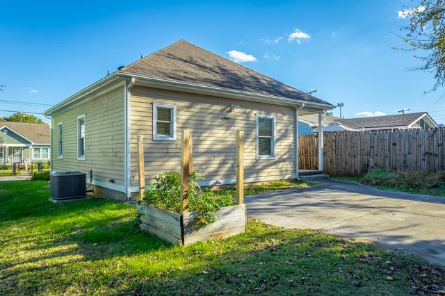619 N Holly Street, Chattanooga, TN 37404
