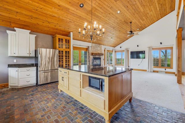 W2832 SUNSET DRIVE, Campbellsport, WI 53010