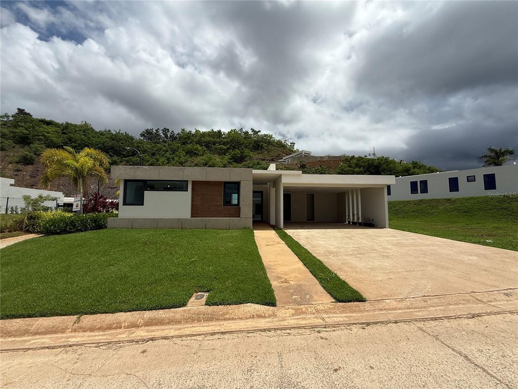 162 St. MONTEAZUL 162, Guaynabo, PR 00969