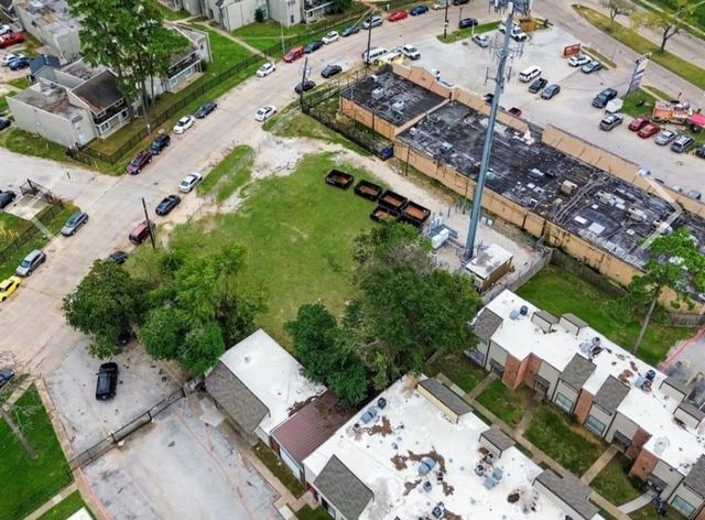 5723 Lost Forest Drive, Houston, TX 77092