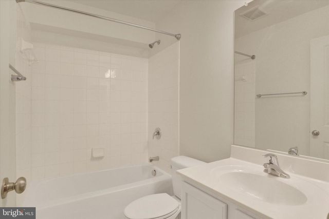 210 CHAMPIONS DR, York Haven, PA 17370