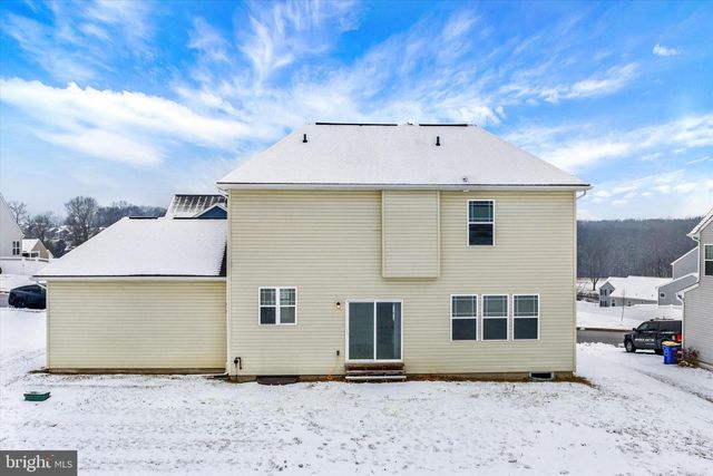 210 CHAMPIONS DR, York Haven, PA 17370