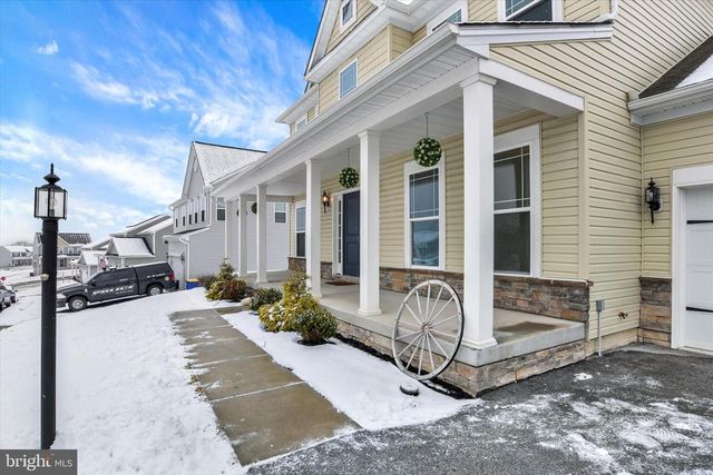 210 CHAMPIONS DR, York Haven, PA 17370