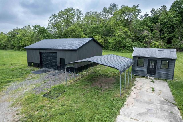 2325 N Huntington Road, Marion, IN 46952