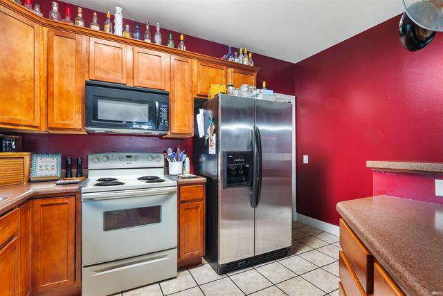 2325 N Huntington Road, Marion, IN 46952