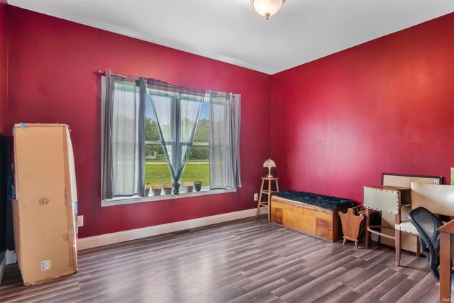 2325 N Huntington Road, Marion, IN 46952