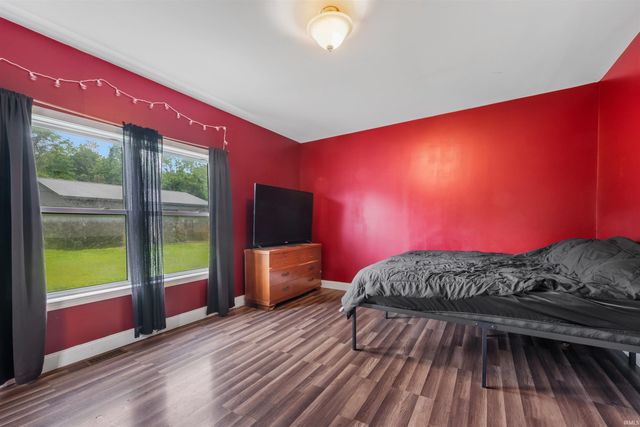 2325 N Huntington Road, Marion, IN 46952