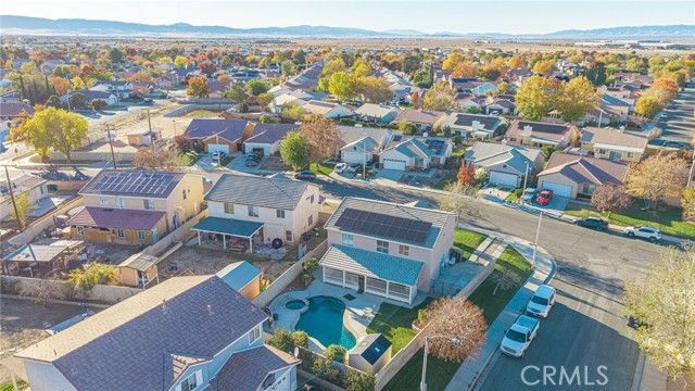45620 17th, Lancaster, CA 93534