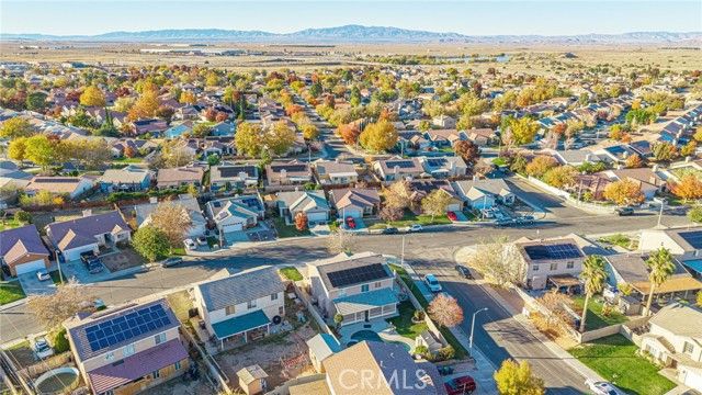 45620 17th, Lancaster, CA 93534