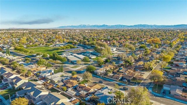 45620 17th, Lancaster, CA 93534