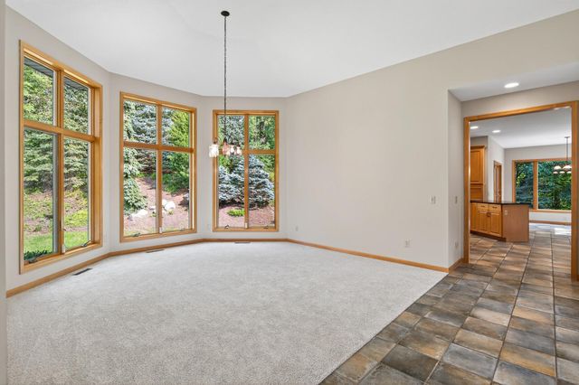 2520 Arbor Court, Mendota Heights, MN 55120