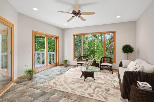 2520 Arbor Court, Mendota Heights, MN 55120
