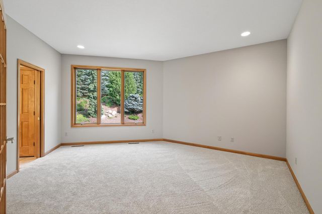 2520 Arbor Court, Mendota Heights, MN 55120