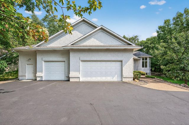 2520 Arbor Court, Mendota Heights, MN 55120