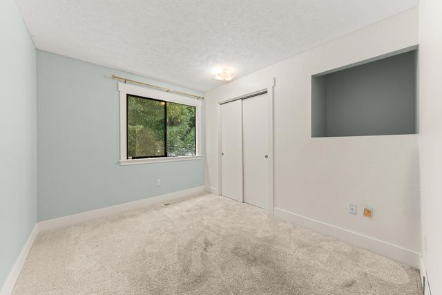 1335 S Ben Burr Blvd, Spokane, WA 99202