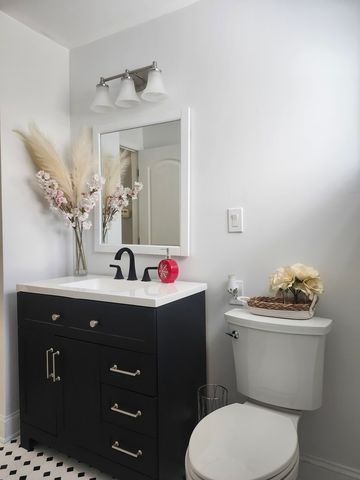 6455 W 64th Street, Chicago, IL 60638