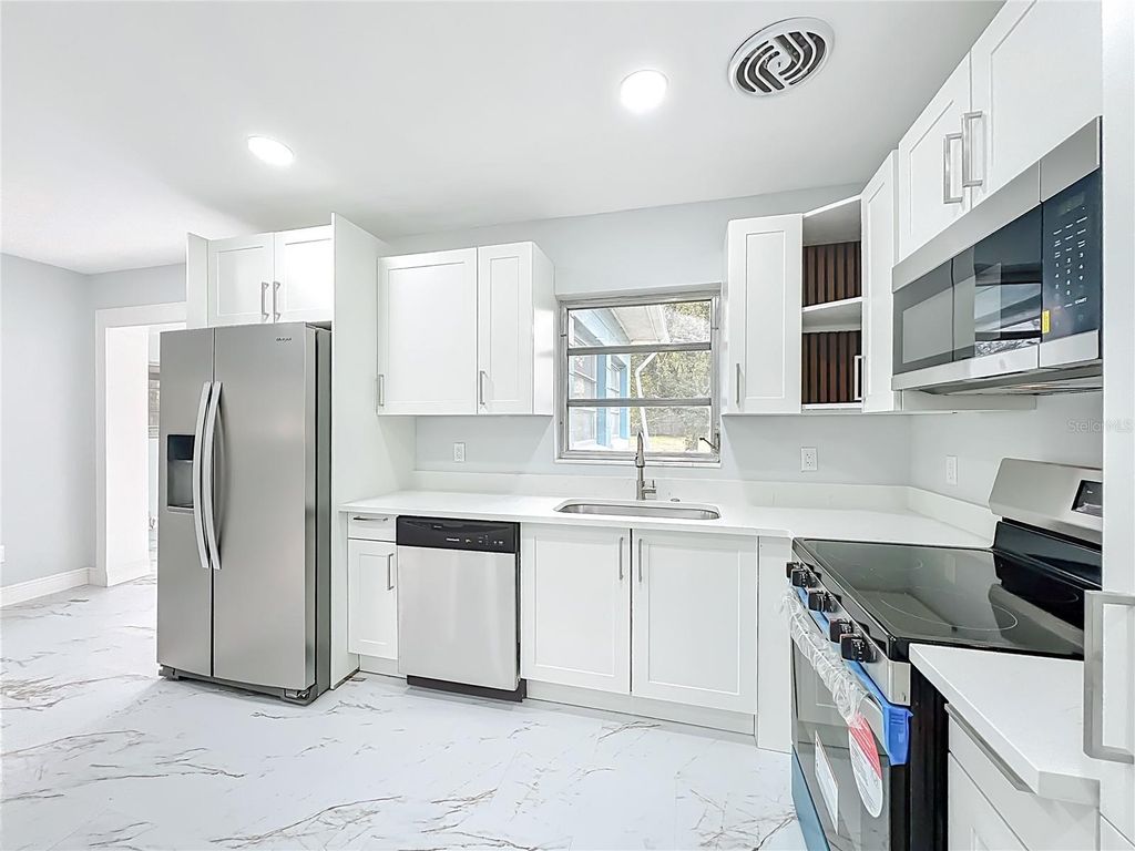 Image 18 of property listing at 5399 PALADIN WAY, Orlando, FL 32810