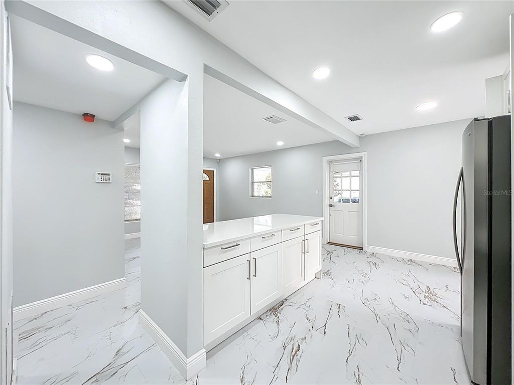 Image 19 of property listing at 5399 PALADIN WAY, Orlando, FL 32810