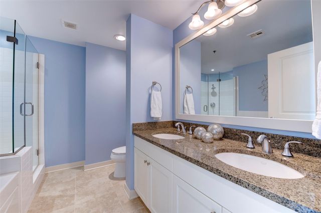 801 E Beach Drive BC0908, Galveston, TX 77550