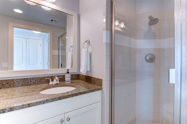 801 E Beach Drive BC0908, Galveston, TX 77550