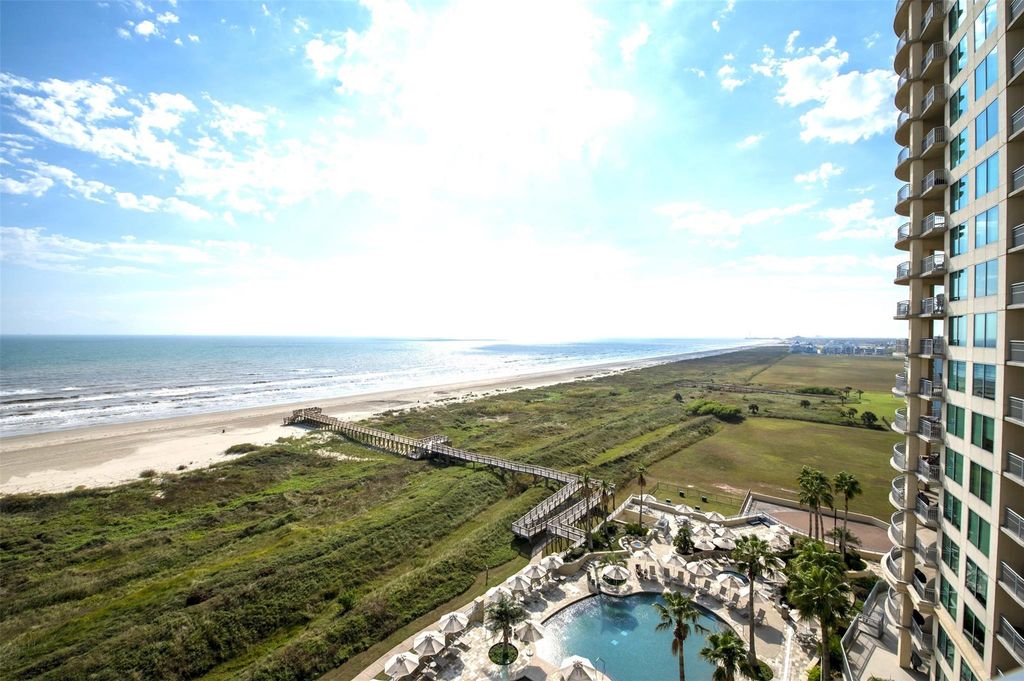801 E Beach Drive BC0908, Galveston, TX 77550