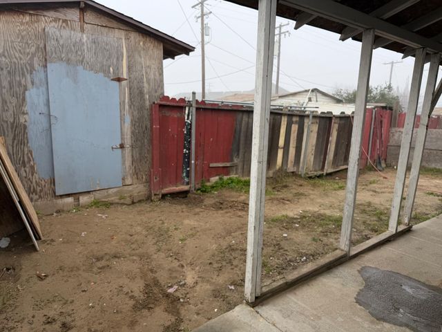 212 El Paso Ave, Modesto, CA 95351