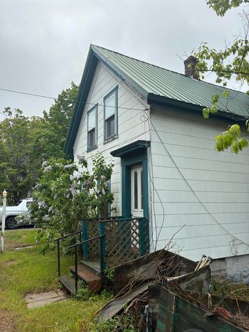 40 Spring Street, Farmington, NH 03835