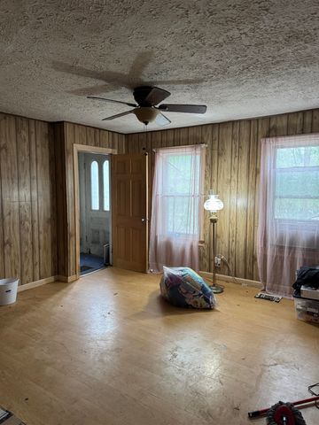 40 Spring Street, Farmington, NH 03835