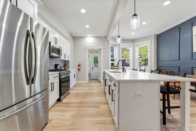 257 WOODLAWN AVE, Jc, West Bergen, NJ 07305