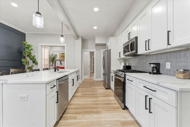 257 WOODLAWN AVE, Jc, West Bergen, NJ 07305