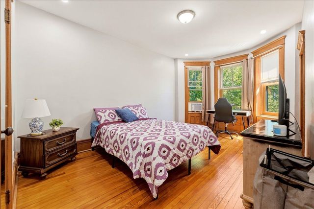 257 WOODLAWN AVE, Jc, West Bergen, NJ 07305