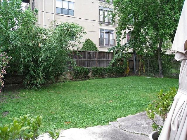 1020 Crocker Street A, Houston, TX 77019