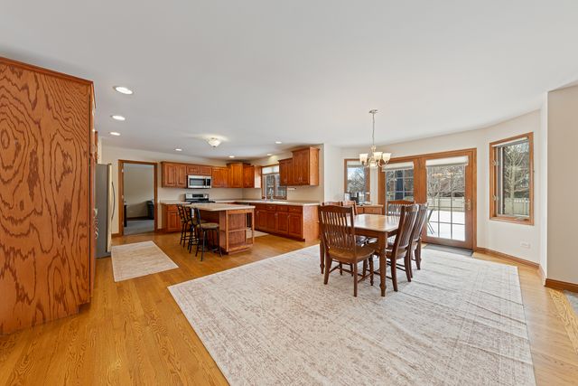 18753 Rosewood Lane, Mokena, IL 60448