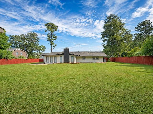 2294 SE Fairview Road SE, Conyers, GA 30013