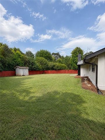 2294 SE Fairview Road SE, Conyers, GA 30013