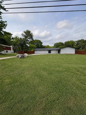 2294 SE Fairview Road SE, Conyers, GA 30013