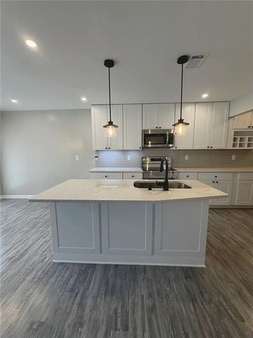 2294 SE Fairview Road SE, Conyers, GA 30013