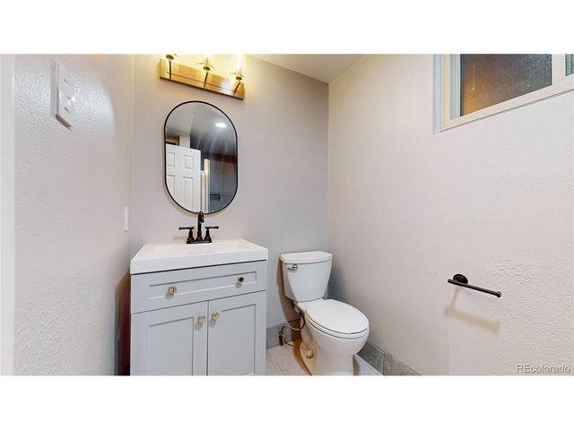 8407 E Lehigh Dr, Denver, CO 80237