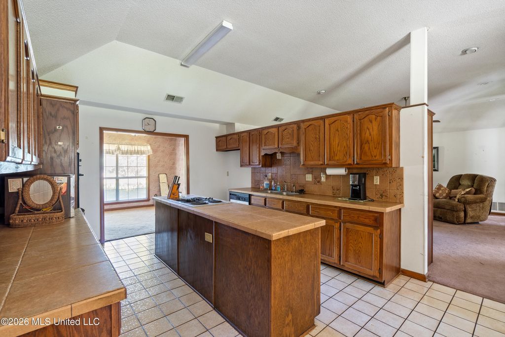 4075 Davall Drive, Olive Branch, MS 38654 — photo 3