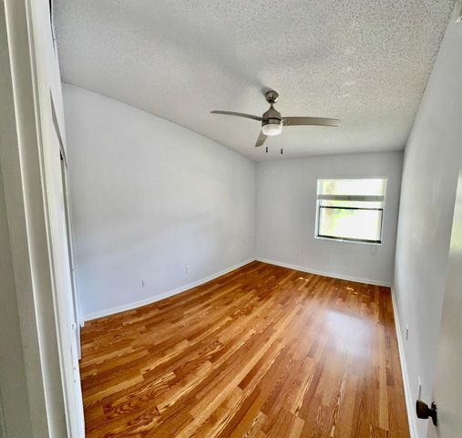 9657 N Riverside Dr 5H, Coral Springs, FL 33071