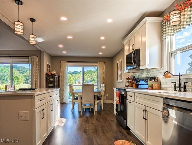 546 E Mohawk Drive, Malvern, OH 44644