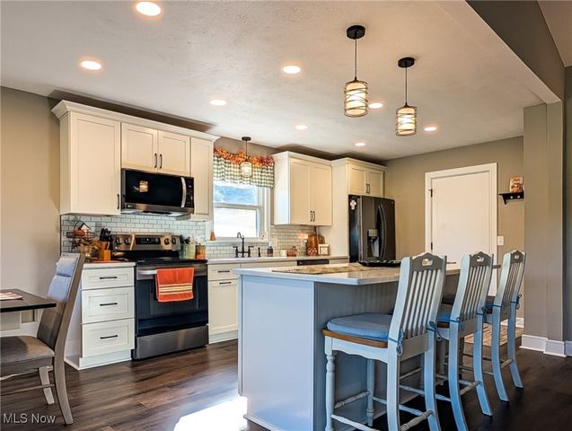 546 E Mohawk Drive, Malvern, OH 44644