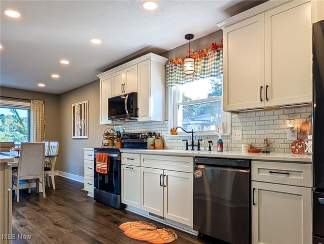 546 E Mohawk Drive, Malvern, OH 44644